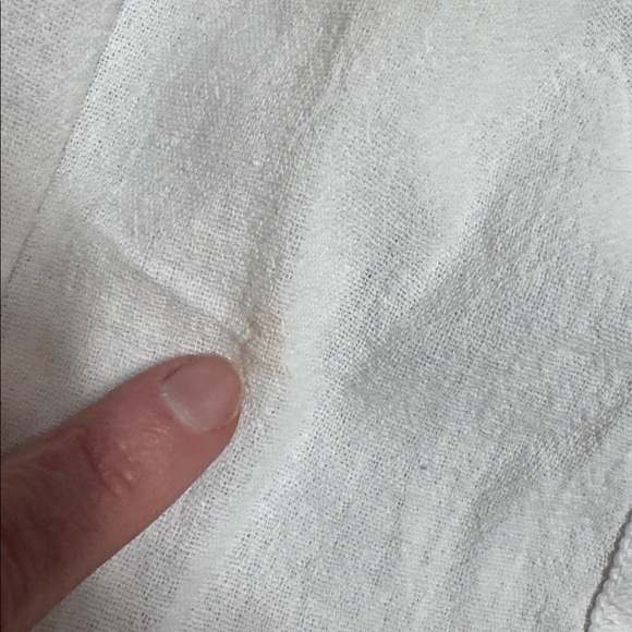 5/$25 XL White Crochet coverup - Picture 4 of 8